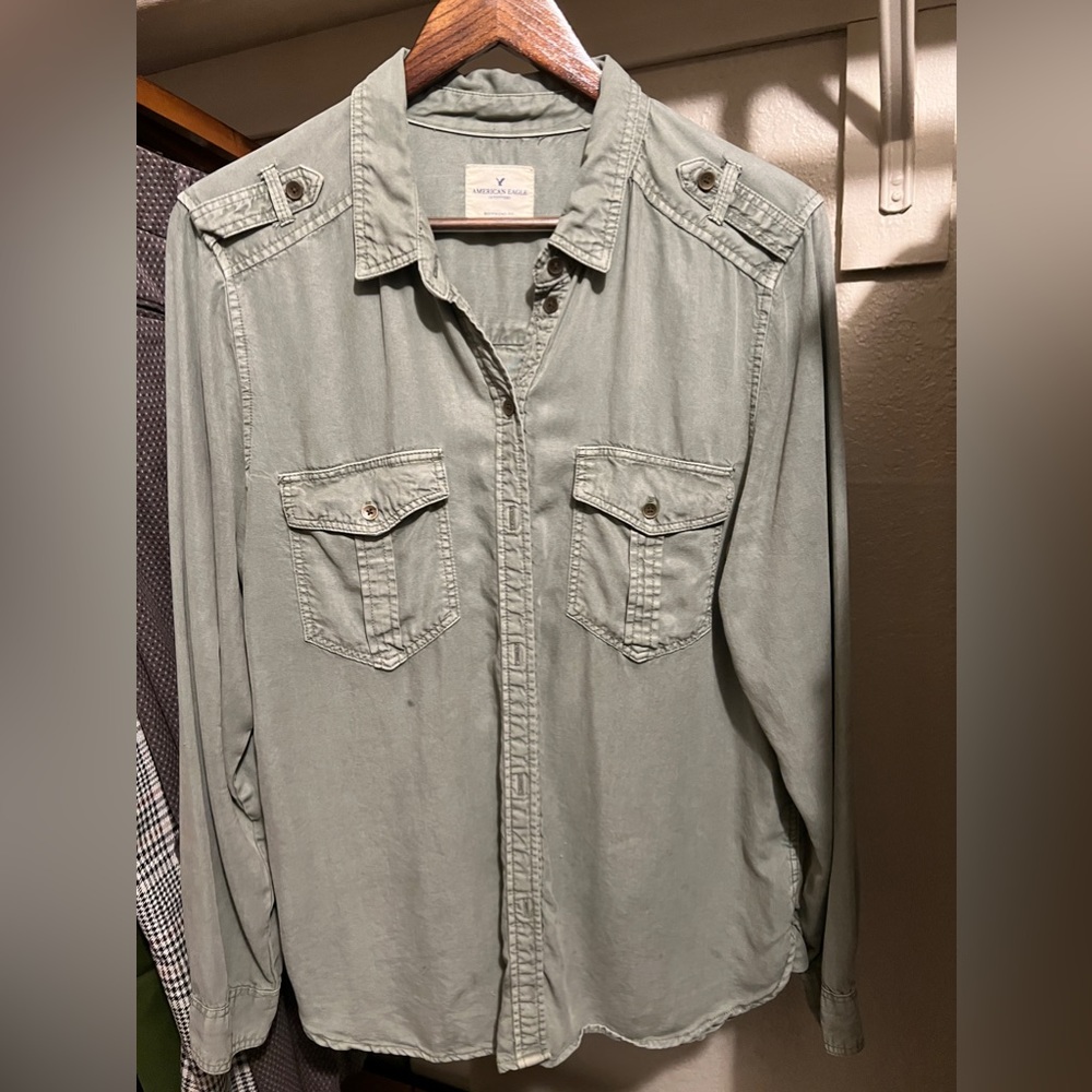 AE boyfriend shirt